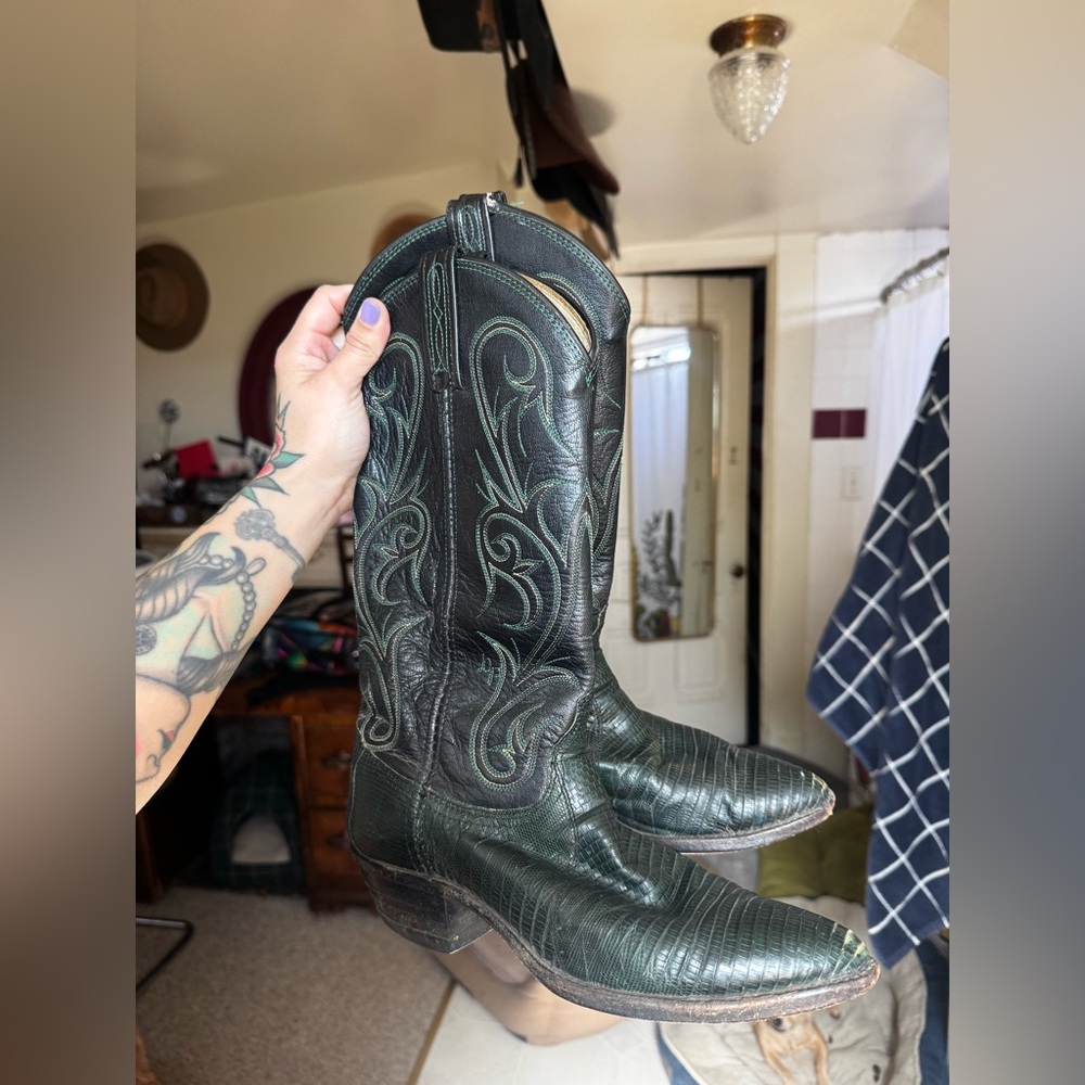 Dan Post Green Green and Black Lizard finish Pointed-Toe Western Cowboy Boots